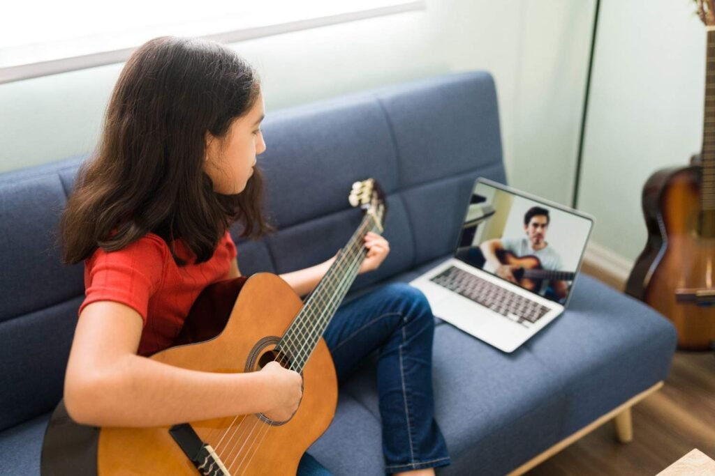 Best Online Singing Lessons for Beginners